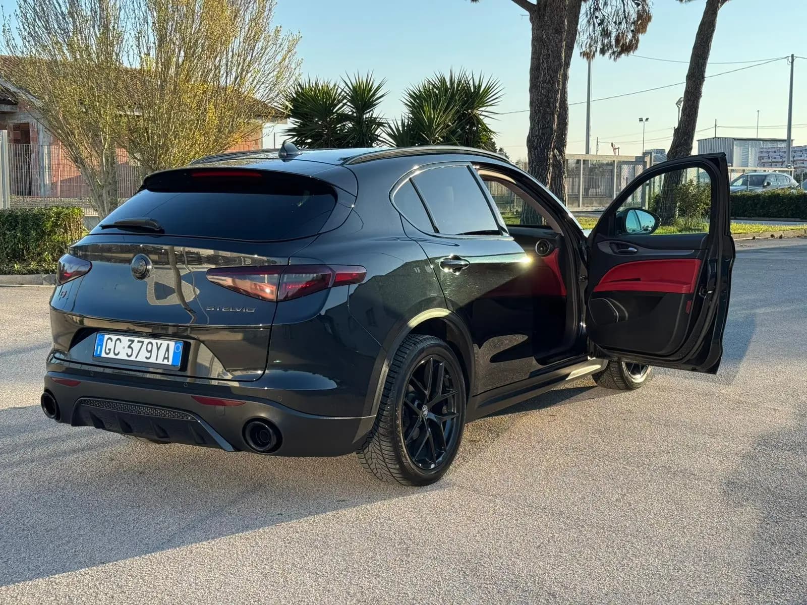 Alfa Romeo Stelvio immagine 11